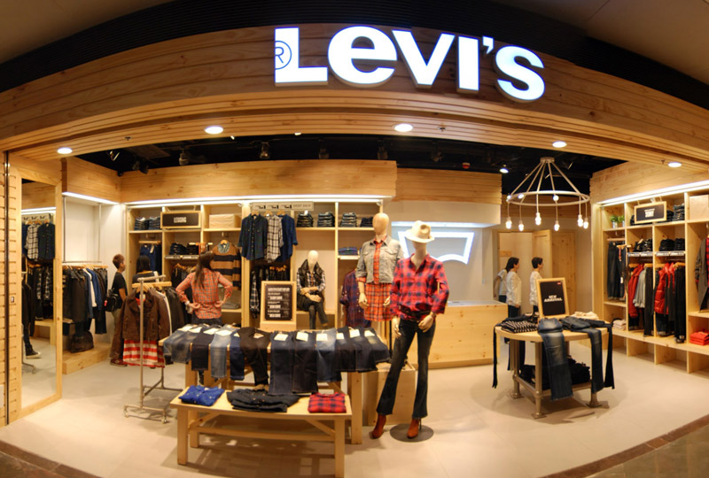 Levi's - Futuristic Store Fixtures